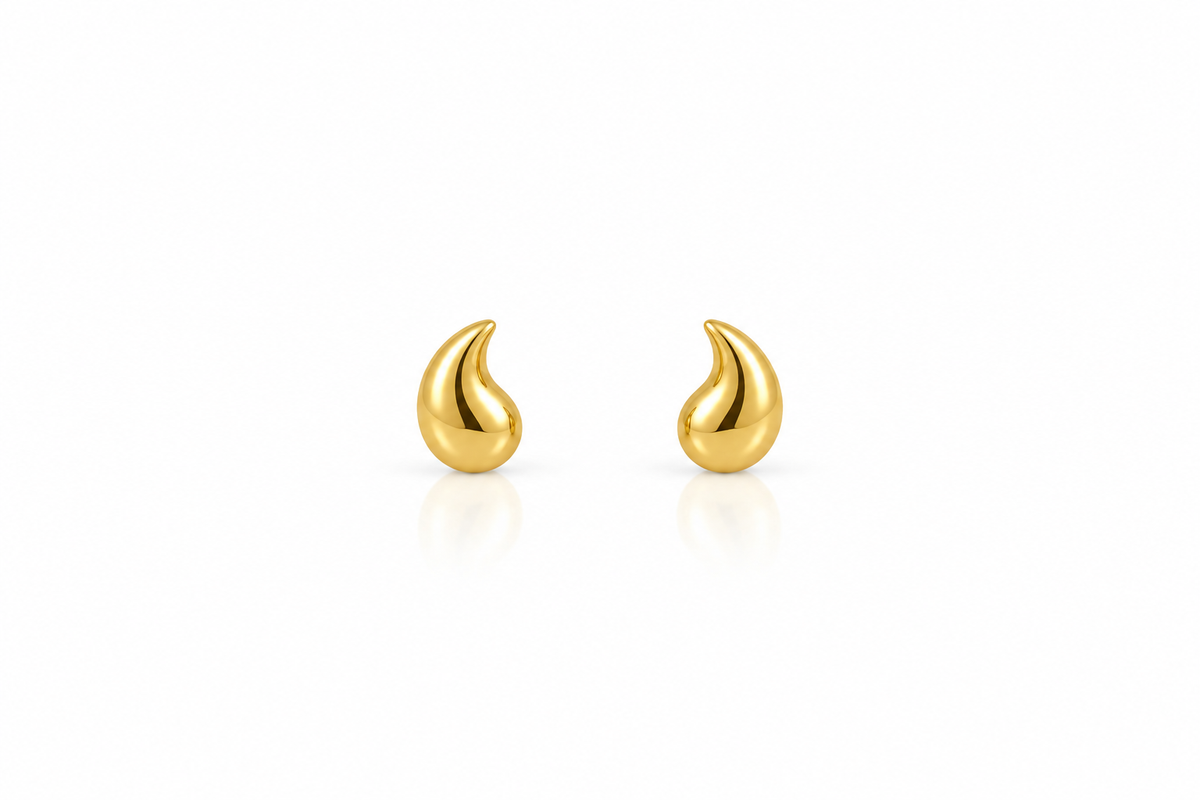Aretes oro en forma de gota